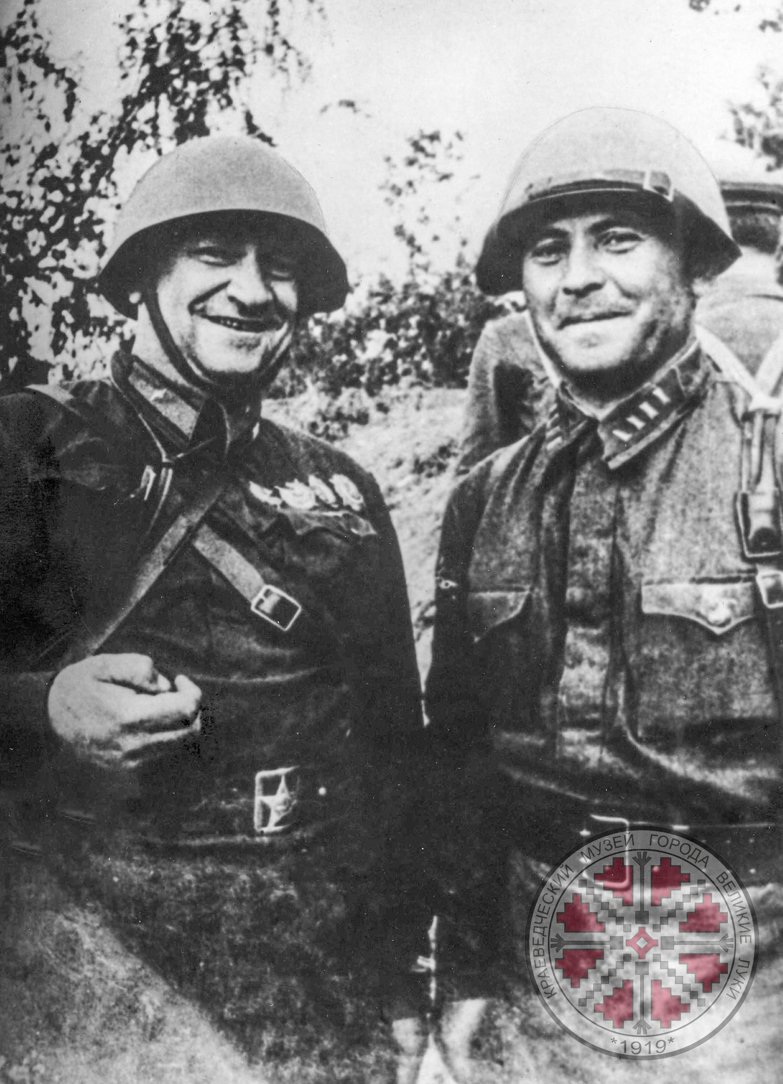 1     КВФ 4132 дробь 1- Ставский и Чеботарев- Район ВЛ- 1942 г-